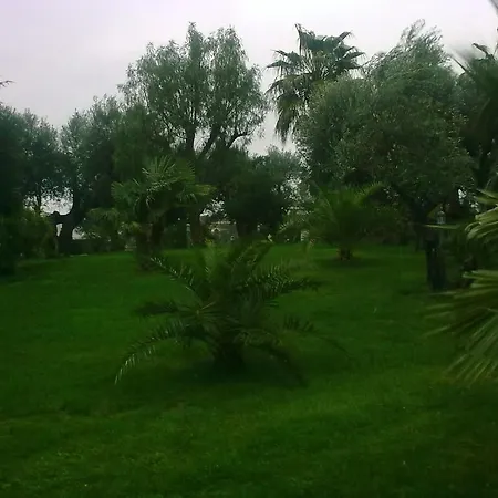 Bianca Country