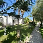 מלון Citta Bianca Country 4*